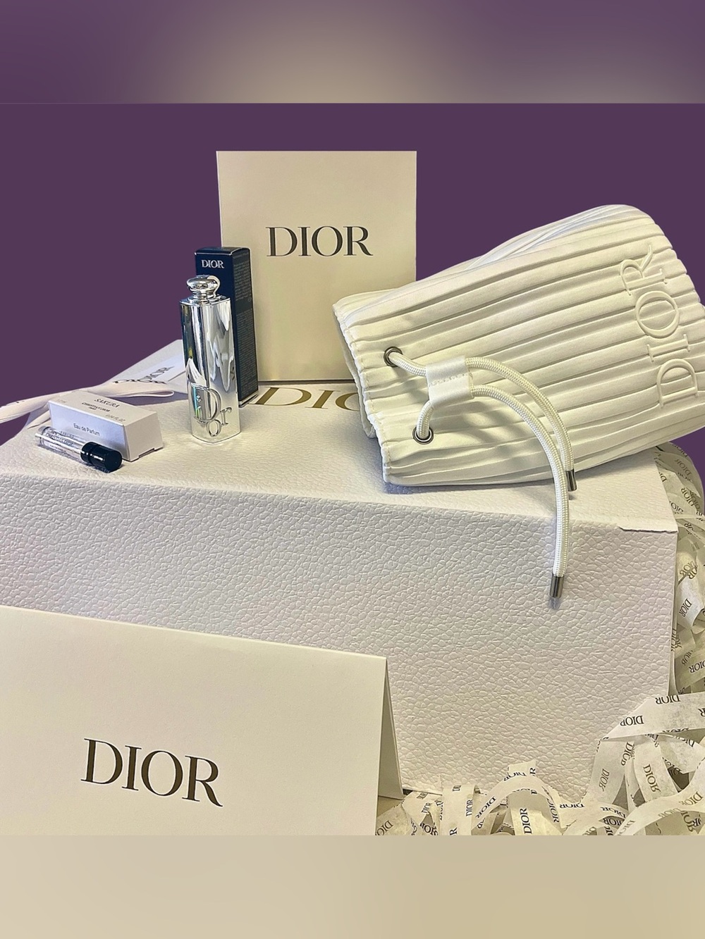 2Pc Dior NIB Glass Lipstick Rose Charms & Cosmetic Bag +sample scent & LgGiftBox - Picture 8 of 16